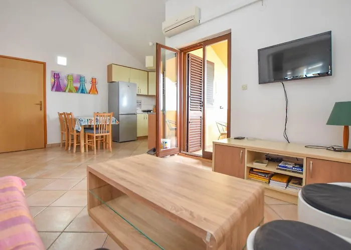 Taya * Dobropoljana