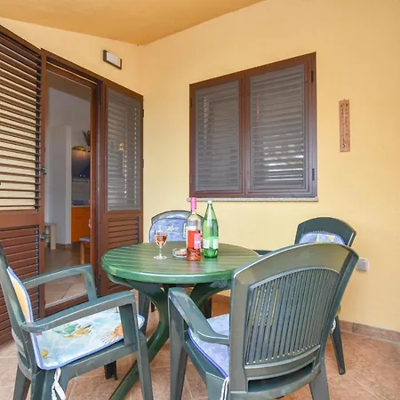 Taya Apartament *