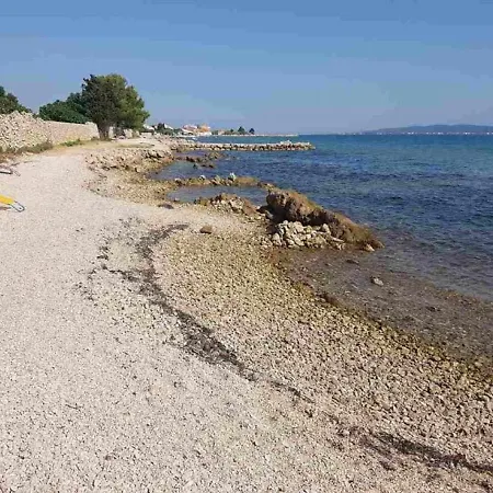 Taya Апартаменты Dobropoljana